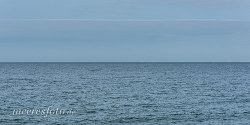 Der Horizont der Ostsee vor Ahrenshoop