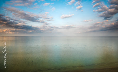  Panoramafotografie über die Binzer Bucht in romantischen und sommerlichen Farben