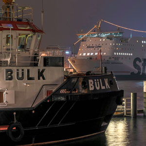 Werktitel: Novemberhafen in Kiel