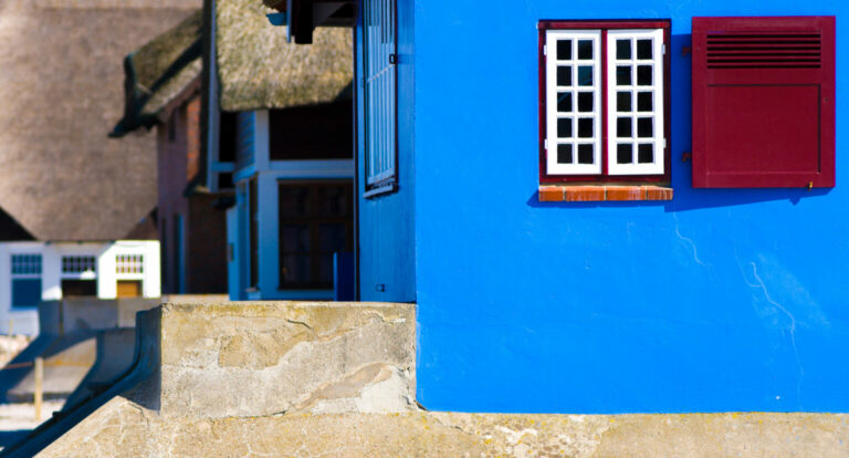 Blaues Haus auf Graswarder im Detail