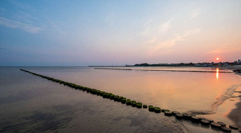 Ruhige Ostsee in Glowe auf Rügen