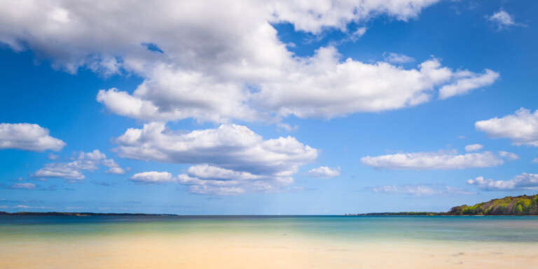 Südstrand von Eckernförde mit flacher Sandbank